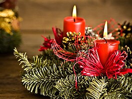 Adventní vnec si mete koupit na nkterém z trh, nebo vyrobit ve vánoní...