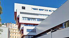 P�ístavba SNG.