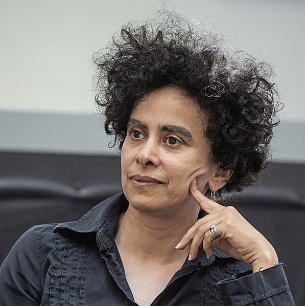 Ti cizí vojáci, co vraždili, jsme my? Palestinka připomíná, že bolest a nebezpečí přetrvávají i dnes