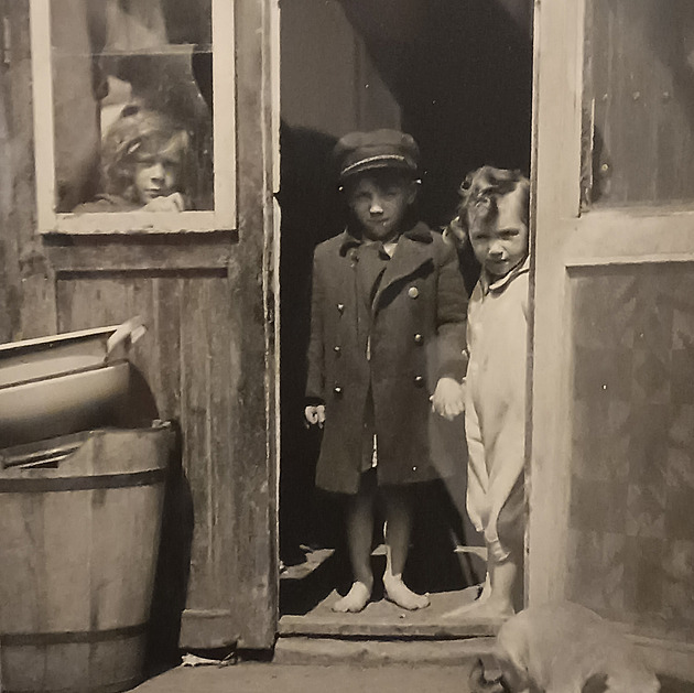 Tibor Honty: život v zašlých kulisách. Sociální fotografie, ze kterých vyzařuje nostalgie