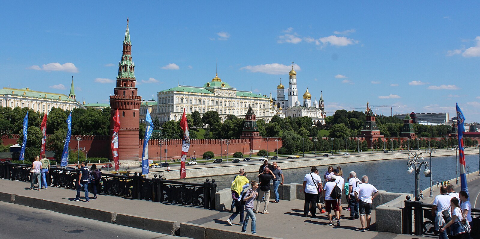 Nejoblíbenější politik mezi Rusy je Putin, hned za ním Trump. Nejvíce optimistů je v Moskvě