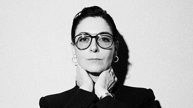 Miluji fotit lidi, jsou pro m� hlavním tématem. Sice fotím i studie nebo...