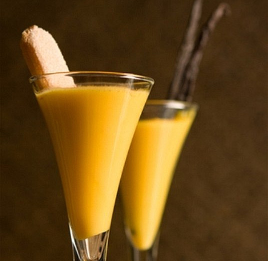 Vánoce bez vaječného likéru? Pro mnohé nepředstavitelné. Jak ho připravit?