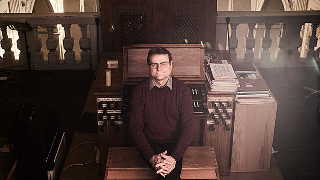 „Chci, aby se cítily jako ryba ve vodě.“ Varhaník Černý o hraní v kostelech i na koncertech