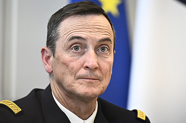 Odhalil špičku ledovce aneb Co svým výrokem rozpoutal francouzský šéf štábu