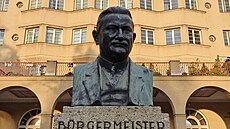 Pomník starosty Reumanna.