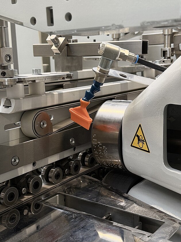 Tisk�rna POINT CZ investovala do technologie, kter� zp�es�uje a zrychluje...