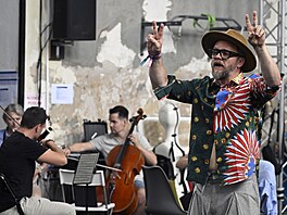 Principál Cirku La Putyka Rostislav Novák p�i zkou�ce na �eský národní den na...