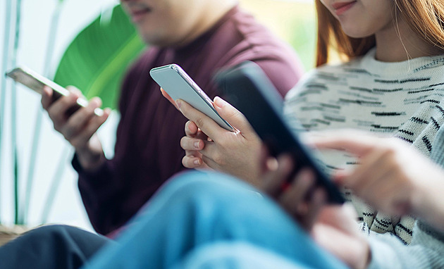 Mladé je třeba učit odpovědnosti, máme jen jednu planetu. Děcka, polepšete se!