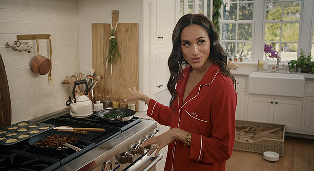 Guma v pase, elegance na maximum i pyžamová párty. Jak pohodově lenošit mezi svátky