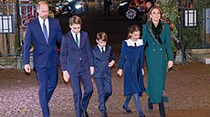 Princ William se svou chotí Catherine, princeznou z Walesu, a svými d�tmi...