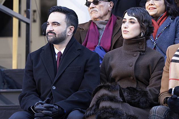 Chytrá volba paní starostové. Rama Duwaji naštvala Newyorčany botami za 13 tisíc korun