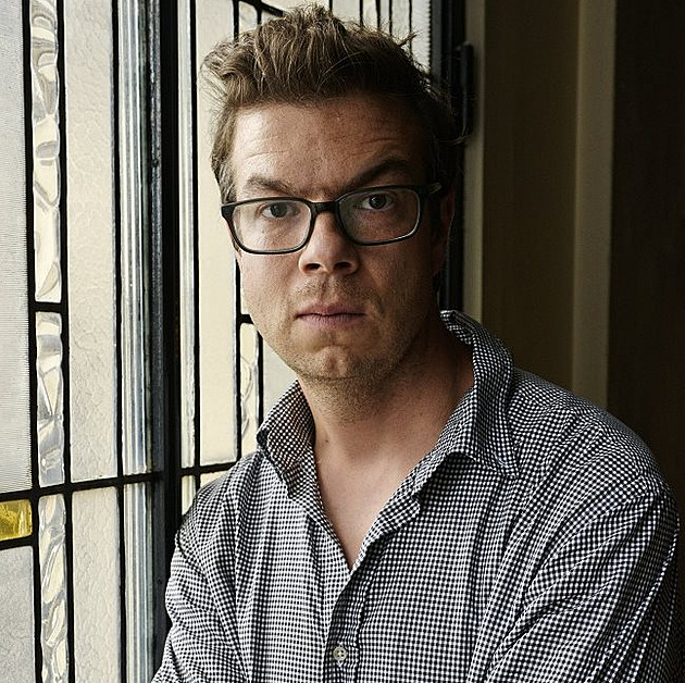 Katastrofického otce si drž od těla. Američan ukazuje, jak psát velký román, když není o čem psát