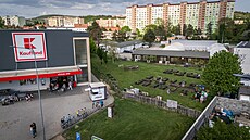 Komunitní zahrada Brno-�idenice vznikla v roce 2020 na pozemku spole�nosti...