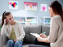 ADHD - porucha pozornosti s hyperaktivitou.