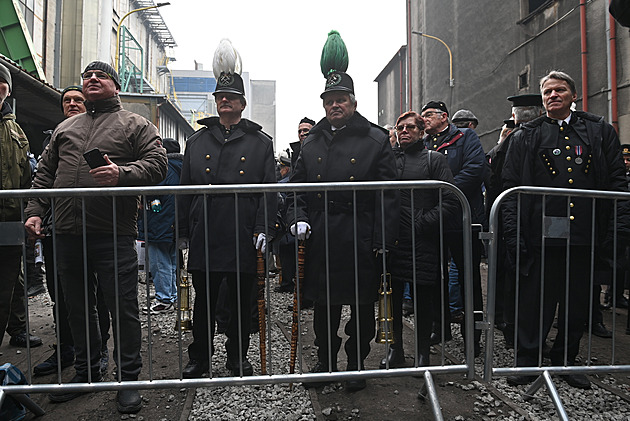 Sbohem, uhlí, vítej, nejistoto. Je to začátek závislosti na dovozu elektřiny?