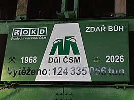 Slavnostní vyvezení posledního vozíku �erného uhlí, D�l �SM - Sever, Stonava,...