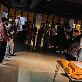 Ve�er pln� chut�, v�n� a hudby