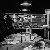 Ve�er pln� chut�, v�n� a hudby