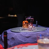 Ve�er pln� chut�, v�n� a hudby