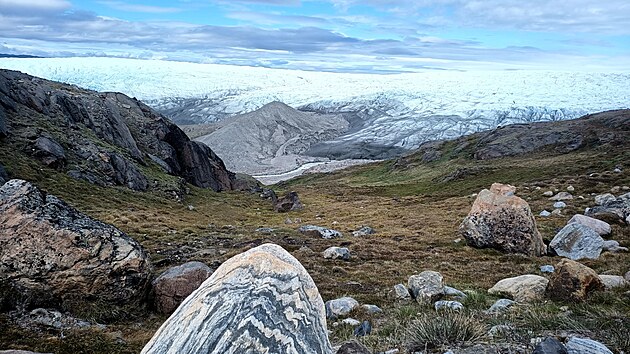 Odm�na na konci treku. T�ko p�edstavitelné nekone�né prostory Grónska, jeho�...