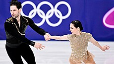 Deanna Stellato-Dudeková a Maxime Deschamps b�hem krátkého programu v...