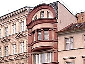 Od moderny k funkcionalismu. Rudolf Stockar byl nejen významným architektem, ale i designérem