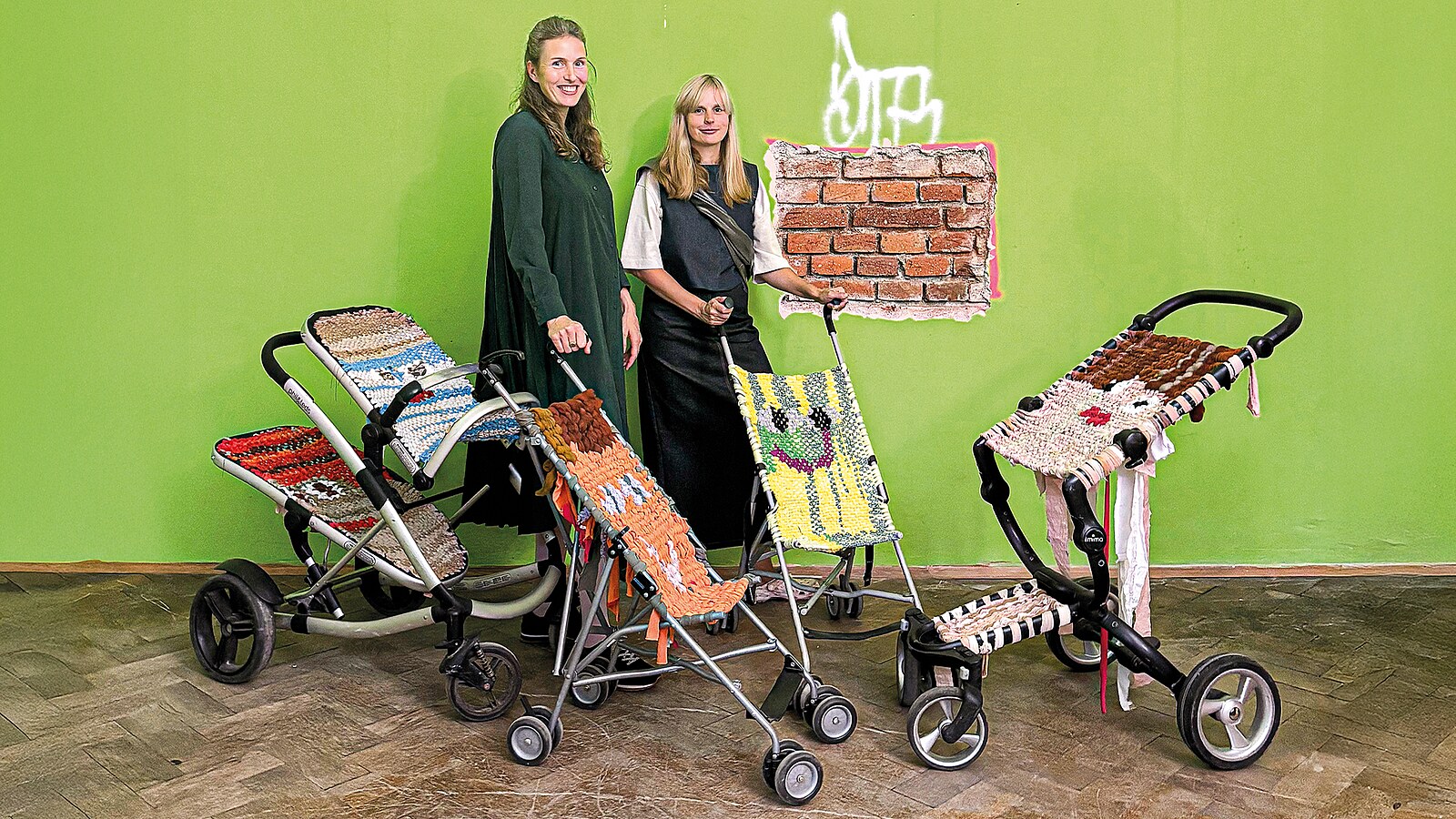 Mateřství vetkané do kočárků. Jak dál využít vysloužilé pomocníky každé vytížené mámy