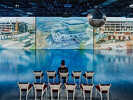 �idle, které navrhoval v 90. letech Bo�ek �ípek pro �pan�lský sál na Hrad�.