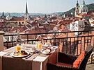 Golden Well Hotel, Terasa u Zlaté studn�.