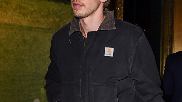 NEW YORK, NEW YORK � 14. prosince 2023:
Austin Butler odch�z� z podniku The Polo Bar dne 14. prosince 2023 v New Yorku.
(Foto: James Devaney / GC Images)