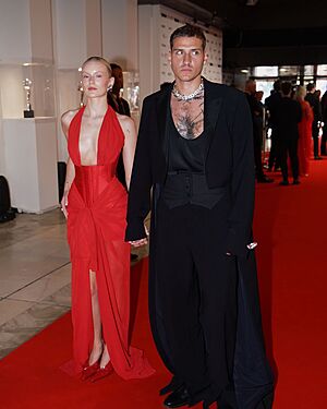 NOBODYLISTEN, ANNET X, KVIFF