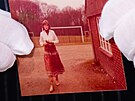 Dosud neznámá fotografie princezny Diany ve �kolních letech mí�í do aukce spolu...