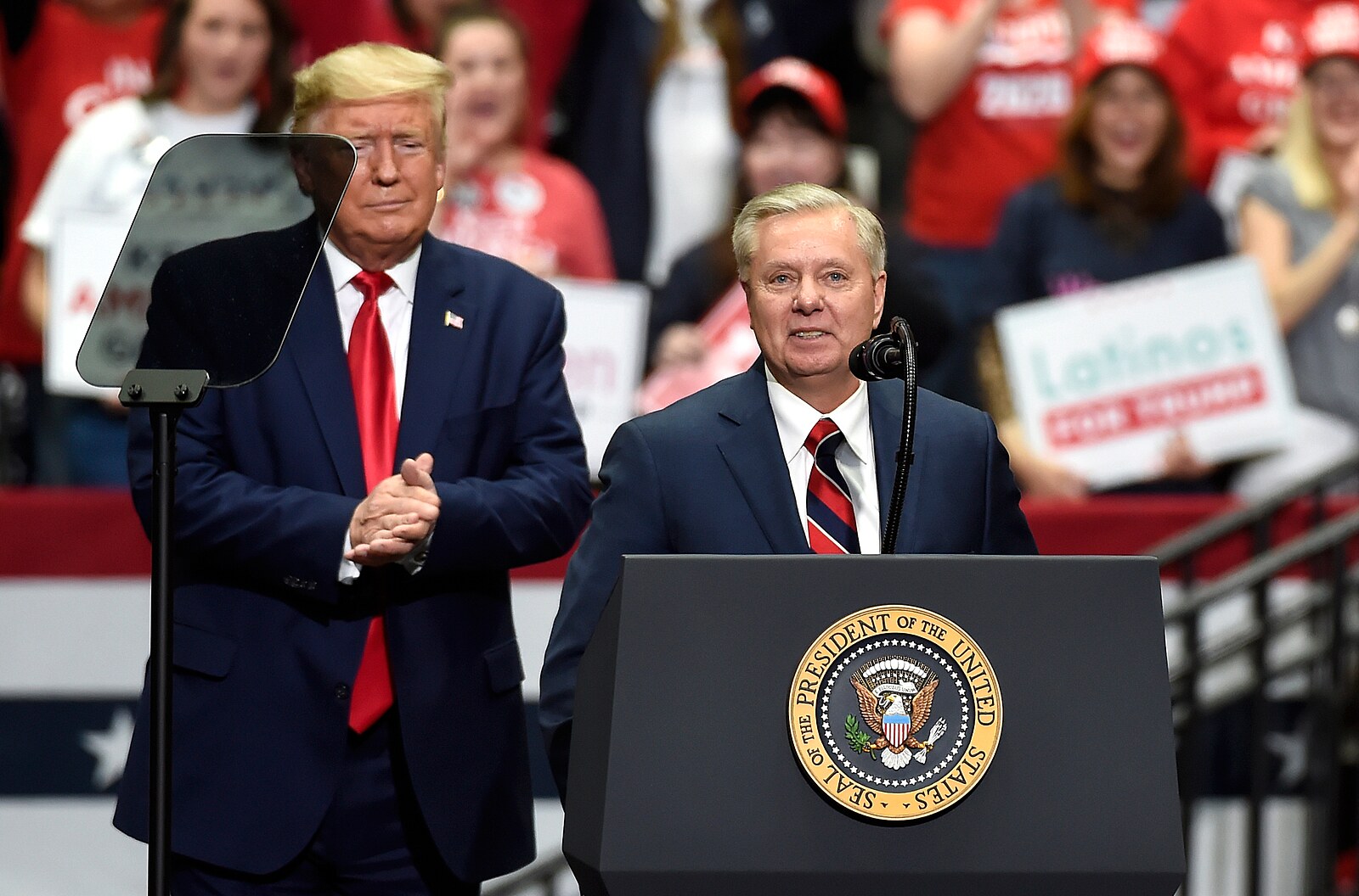 Trumpova vrba i muž, kterého se báli protivníci. Příběh Lindseyho Grahama