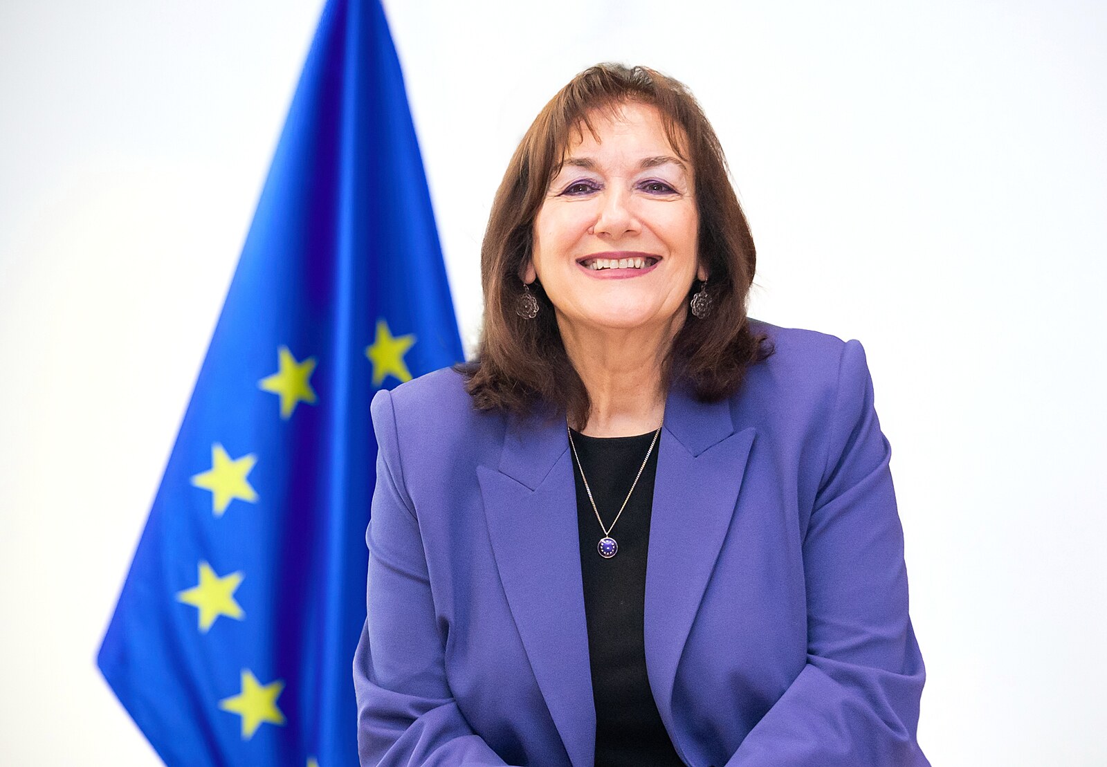 Evropa musí sebevědomě čelit demografickým změnám, píše eurokomisařka Šuicová