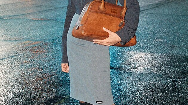 Hailey Bieber pro Miu Miu