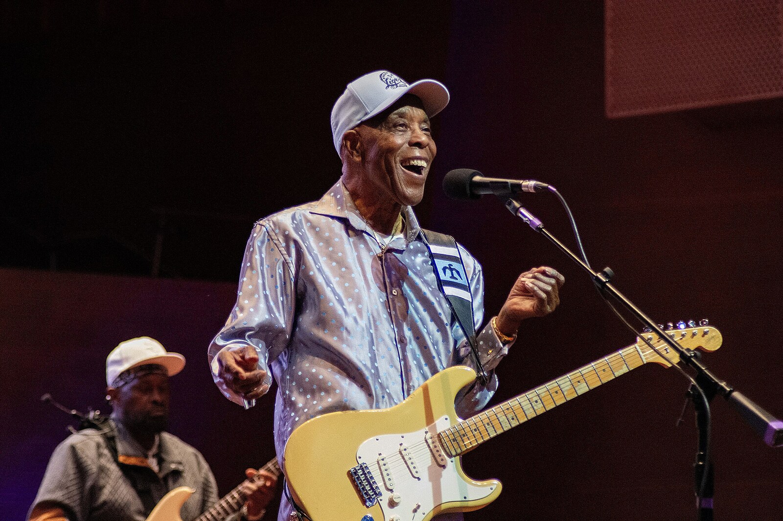 Odešel z plantáží a změnil dějiny blues. Legendární Buddy Guy slaví devadesát | Orientace