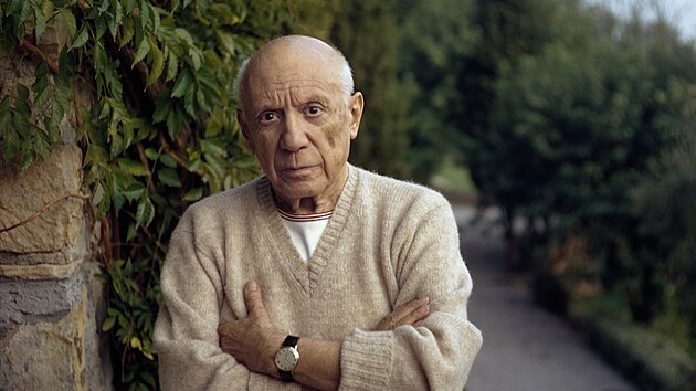 Malí� Pablo Picasso v roce 1966