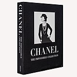 Konkr�tn� na dvac�t� l�ta se zam��uje Coco Chanel�s Roaring Twenties, kter�...