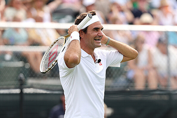 �v�carsk� tenisov� legenda Roger Federer b�hem exhibi�n�ho z�pasu Celebrity Pro...