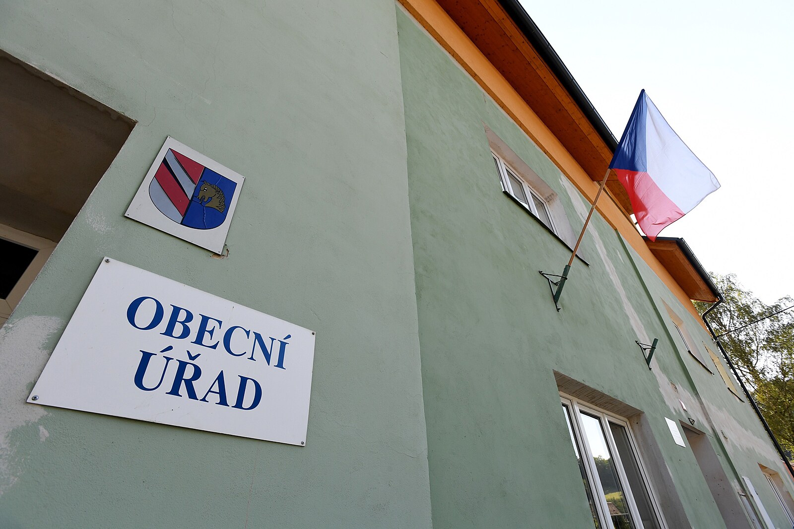 NÁZOR: Vláda jedné strany v jedné obci? Pro demokracii nic moc, ale často je to jediné řešení