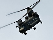 Vrtulník Chinook britské armády