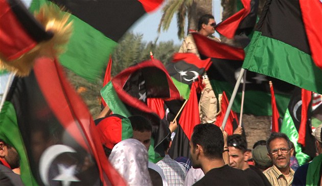 Libyjci oslavují pád Kaddáfího režimu