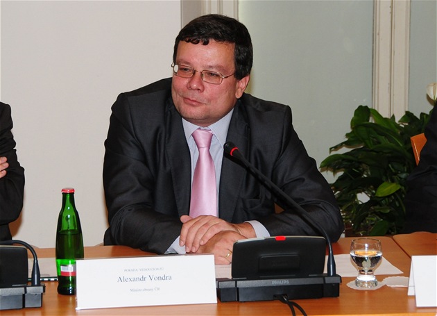 Alexandr Vondra, ministr obrany ČR