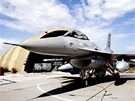 Norsk letoun F-16 na zkladn Sauda na Krt bhem operace Unified Protector.