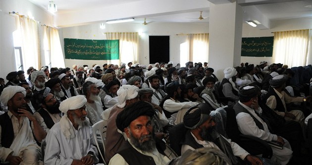 Shromádní místních vdc jsou tradiním zpsobem rozhodování v Afghánistánu (ilustraní foto).