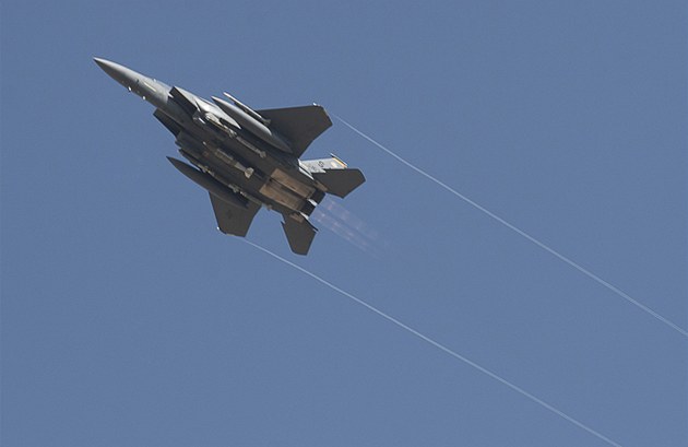 Letoun F-15 bhem operace v Afghánistánu. Ilustraní foto.