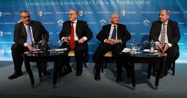 Mezi tradiční hosty GLOBSECu patří šéf české diplomacie Karel Schwarzenberg