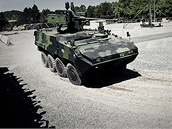 Veletrh obranných a bezpečnostních technologií IDET - Obrněný transportér Pandur.