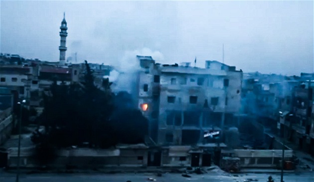 Záběry z bojů v syrském městě Homs